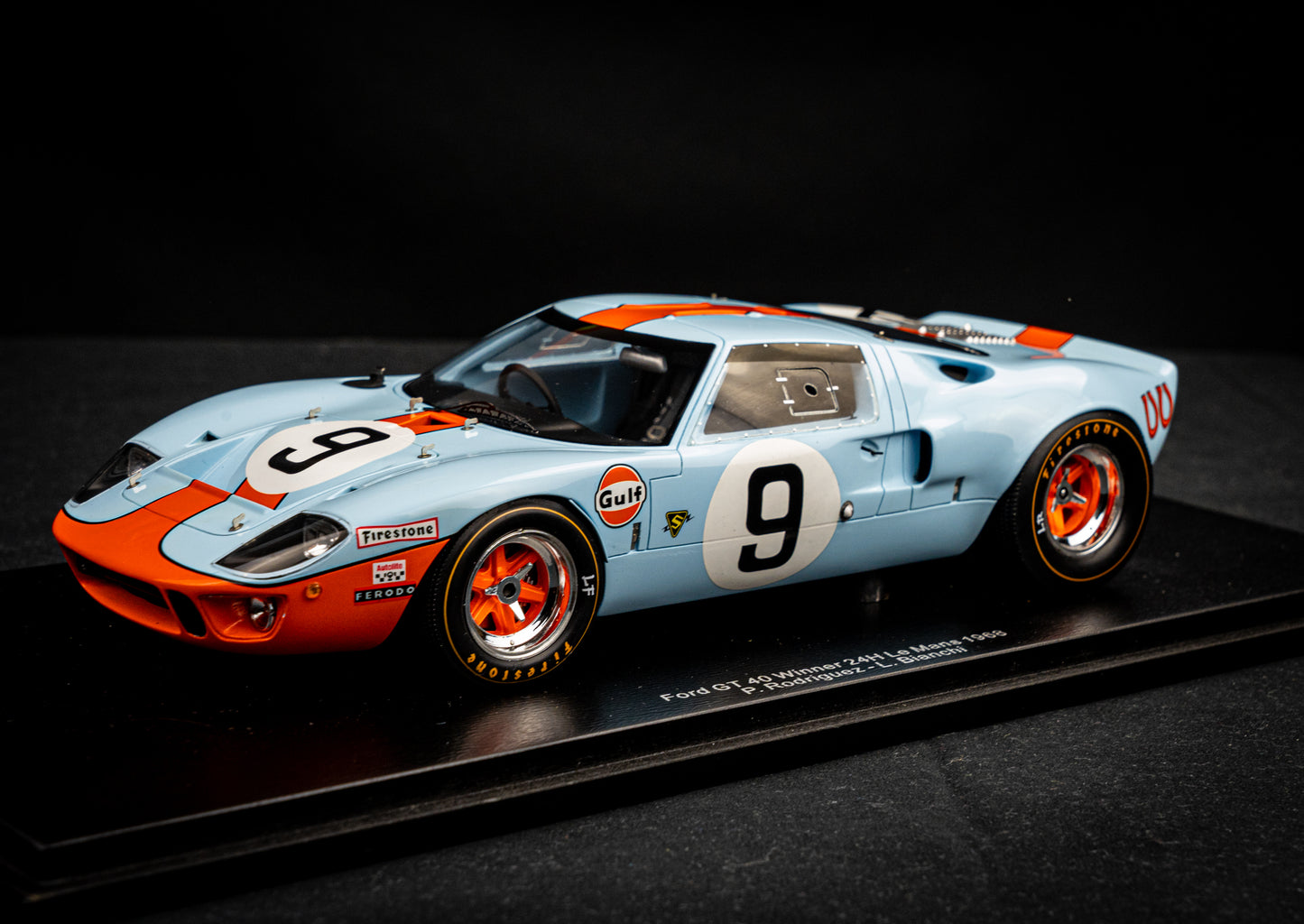 Ford GT40 Gulf #9 P. Rodriguez / L. Bianchi Winner 24h LeMans 1968 , Spark 1:18