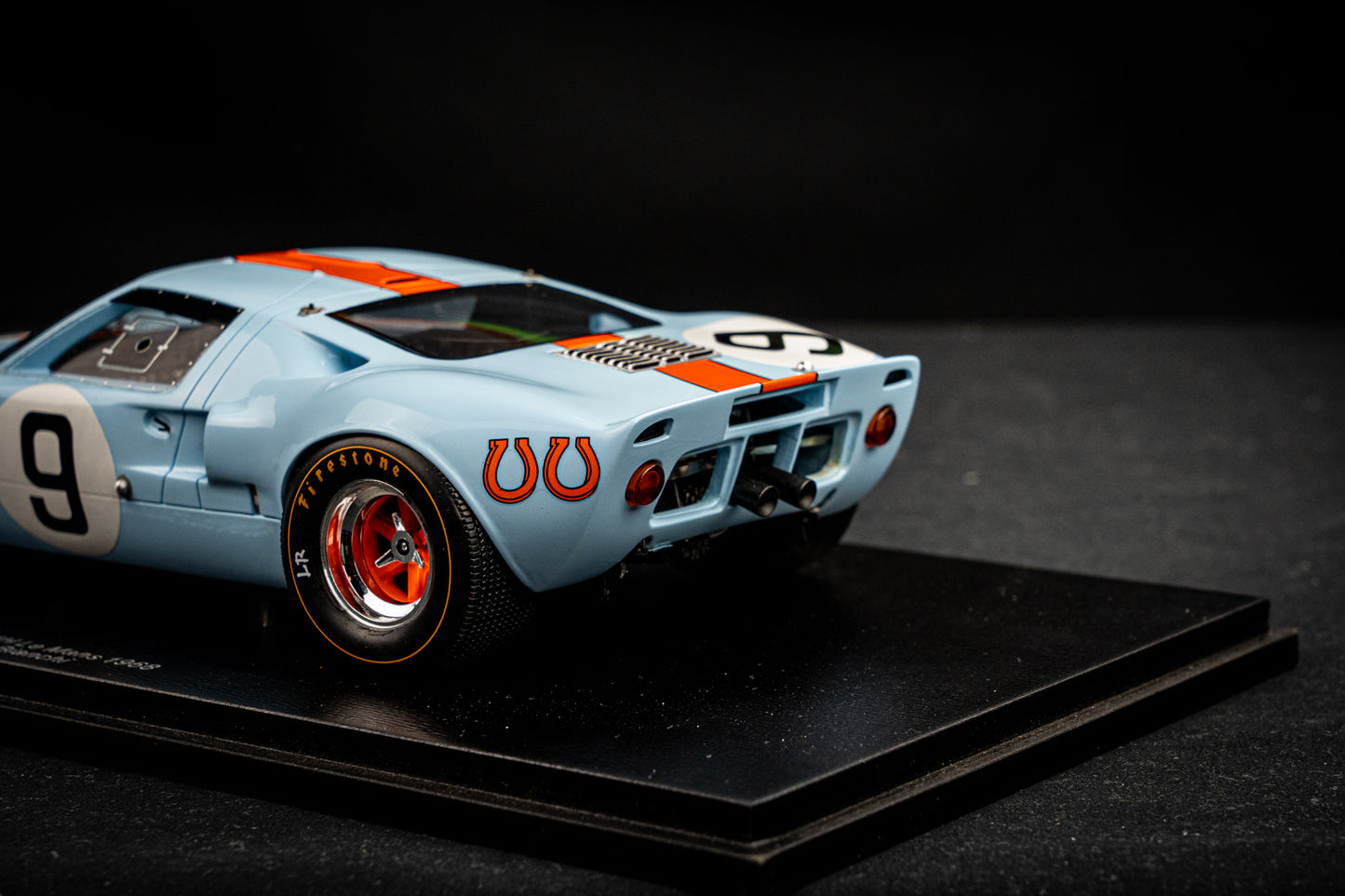 Ford GT40 Gulf #9 P. Rodriguez / L. Bianchi Winner 24h LeMans 1968 , Spark 1:18