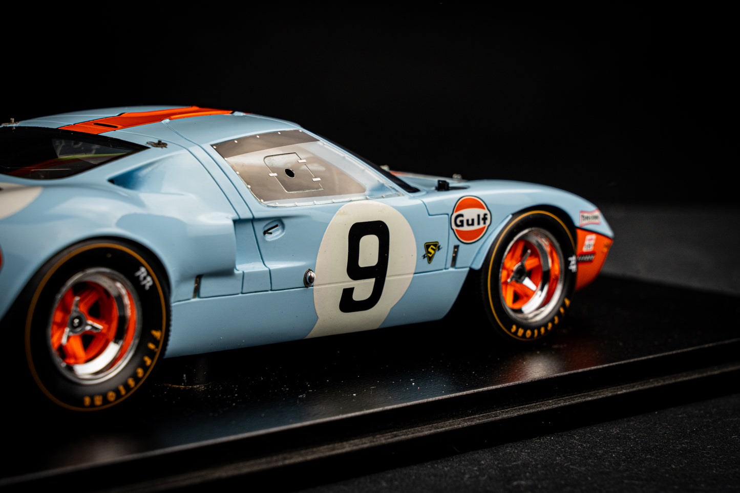 Ford GT40 Gulf #9 P. Rodriguez / L. Bianchi Winner 24h LeMans 1968 , Spark 1:18