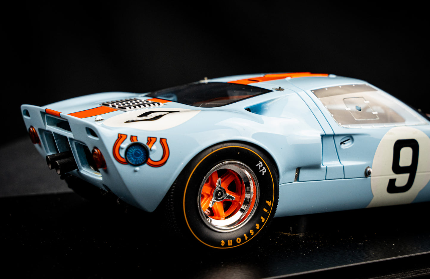 Ford GT40 Gulf #9 P. Rodriguez / L. Bianchi Winner 24h LeMans 1968 , Spark 1:18