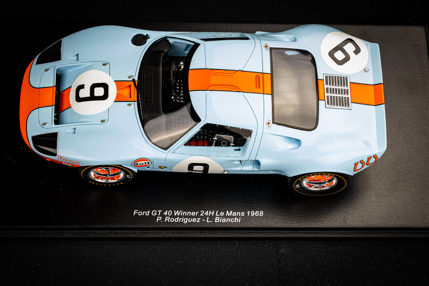 Ford GT40 Gulf #9 P. Rodriguez / L. Bianchi Winner 24h LeMans 1968 , Spark 1:18