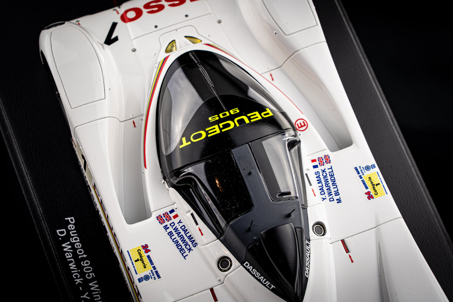 Peugeot 905 #1 Warwick / Dalmas / Blundell - Sieger 24h LeMans 1992, Spark 1:18