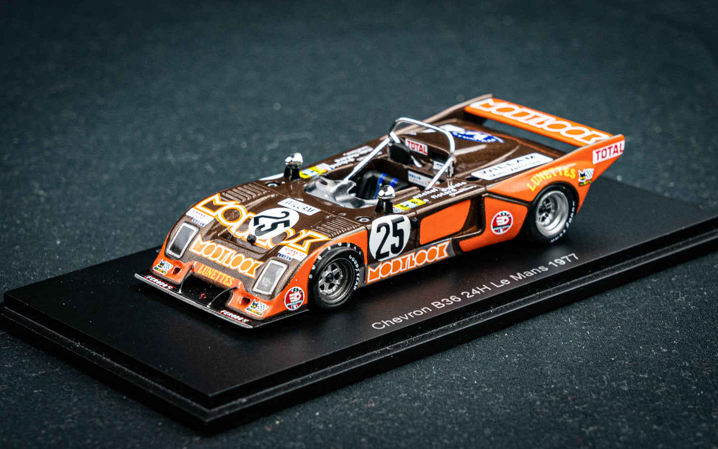 Chevron B36 #25 Oliver / Flotard / Dubois - 24h LeMans 1977 - Spark 1:43