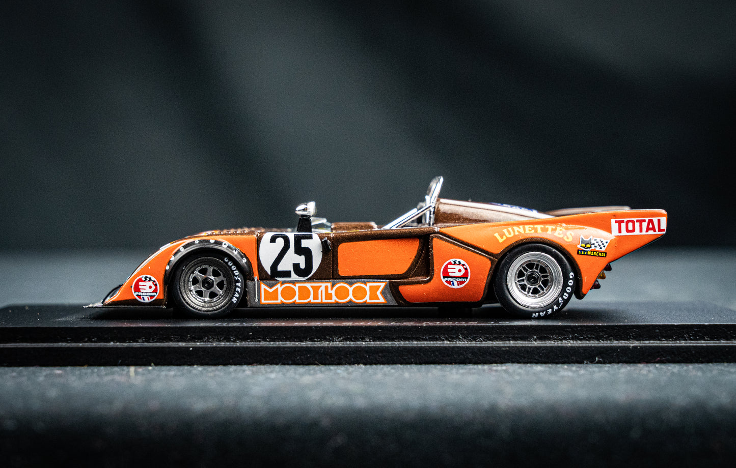 Chevron B36 #25 Oliver / Flotard / Dubois - 24h LeMans 1977 - Spark 1:43