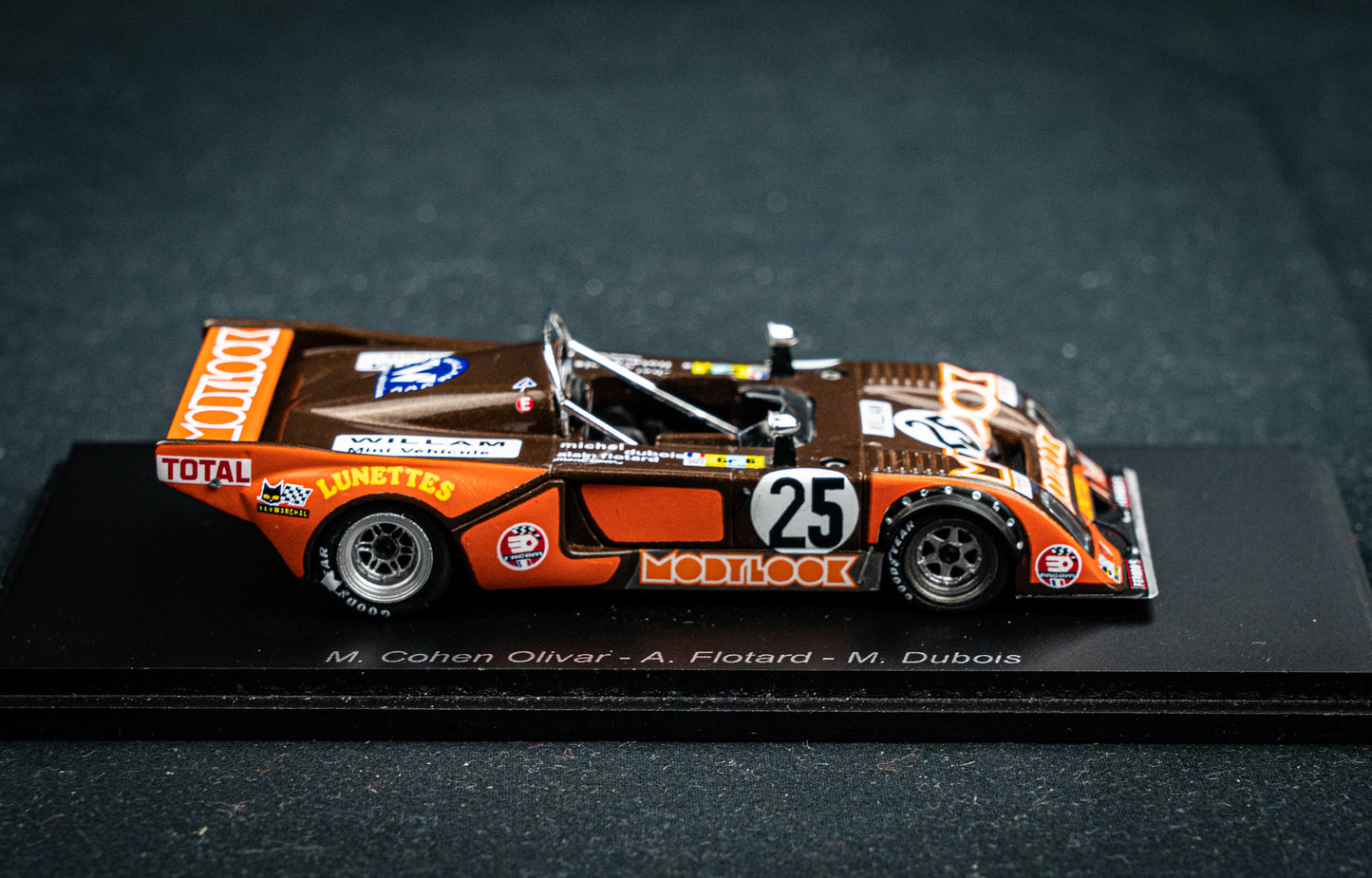 Chevron B36 #25 Oliver / Flotard / Dubois - 24h LeMans 1977 - Spark 1:43