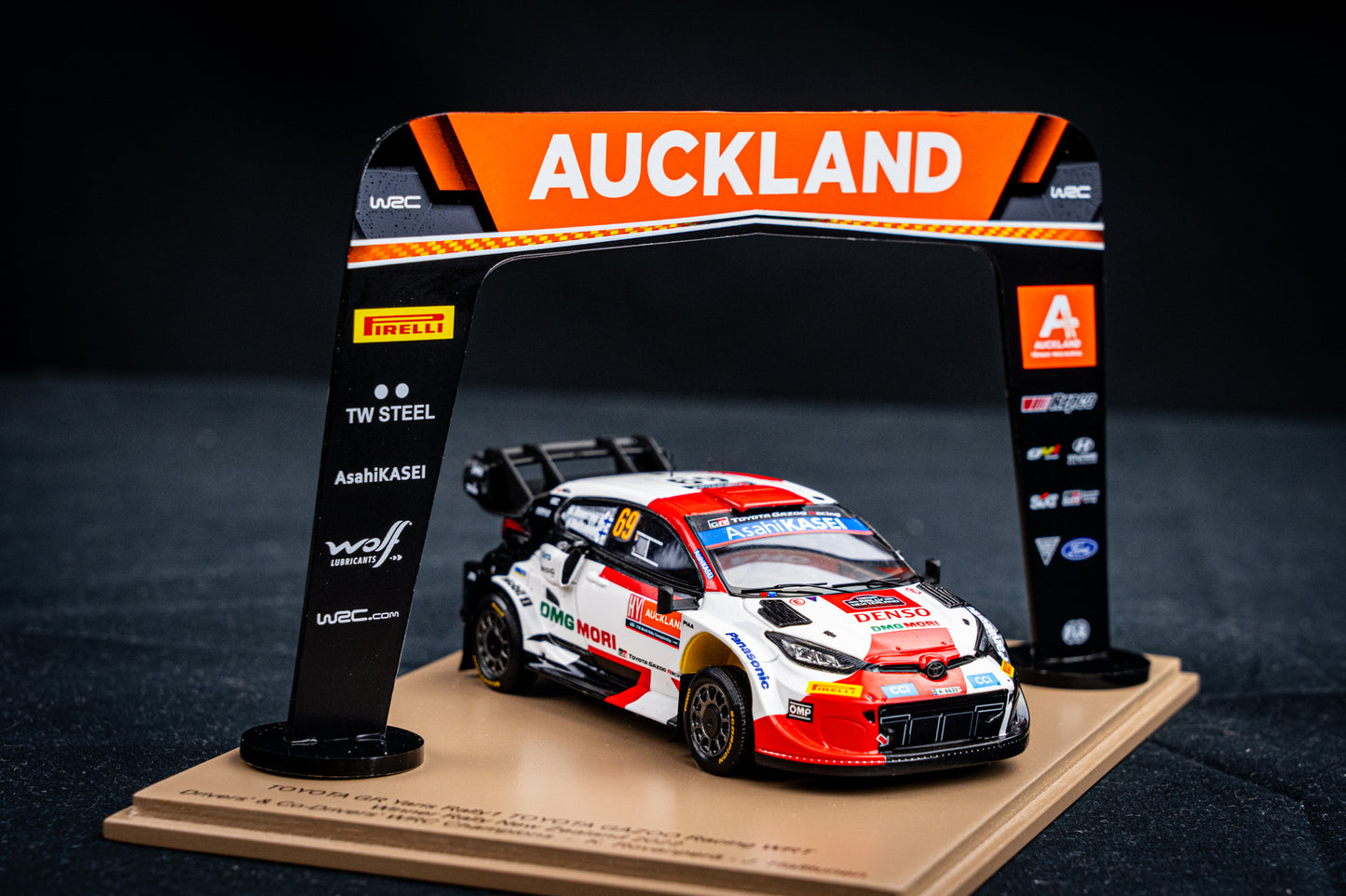 Toyota GR Yaris Rallye1 #69 Rovanperä / Haltunnen - Winner Rallye New Zealand - Weltmeister 2022 - Spark 1:43