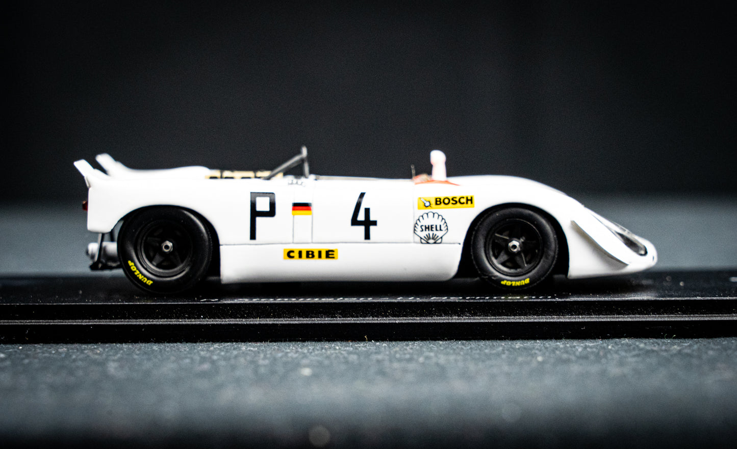 Porsche 908-2 #4 lim. 500 Stk. R. Stommelen / H. Herrmann - 2nd 1000km Nürburgring 1969 - Spark 1:43