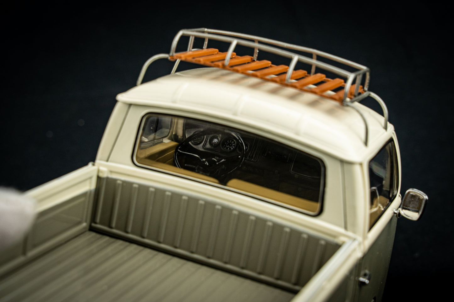 Volkswagen VW T2 Pickup grau 1968 rot - Solido 1:18