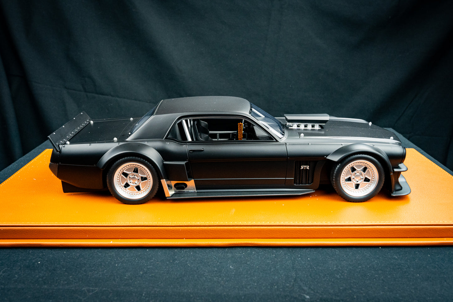 Ken Block Ford Mustang Hoonigan #43 BLACK Edition Baujahr 1965 lim. 1/250 pcs. 1:12
