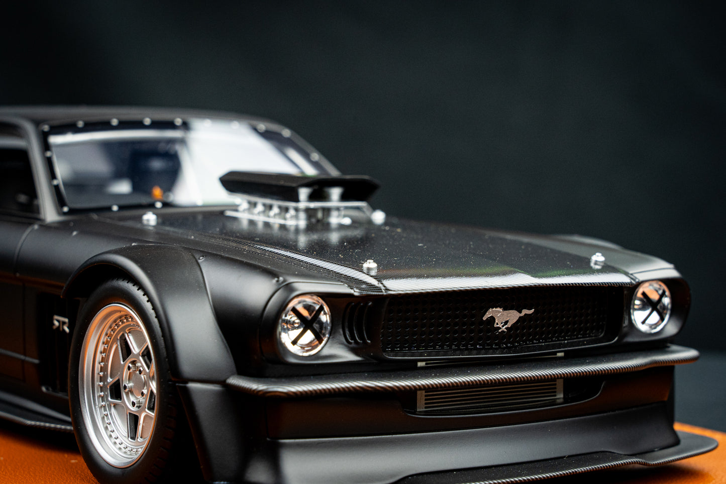 Ken Block Ford Mustang Hoonigan #43 BLACK Edition Baujahr 1965 lim. 1/250 pcs. 1:12