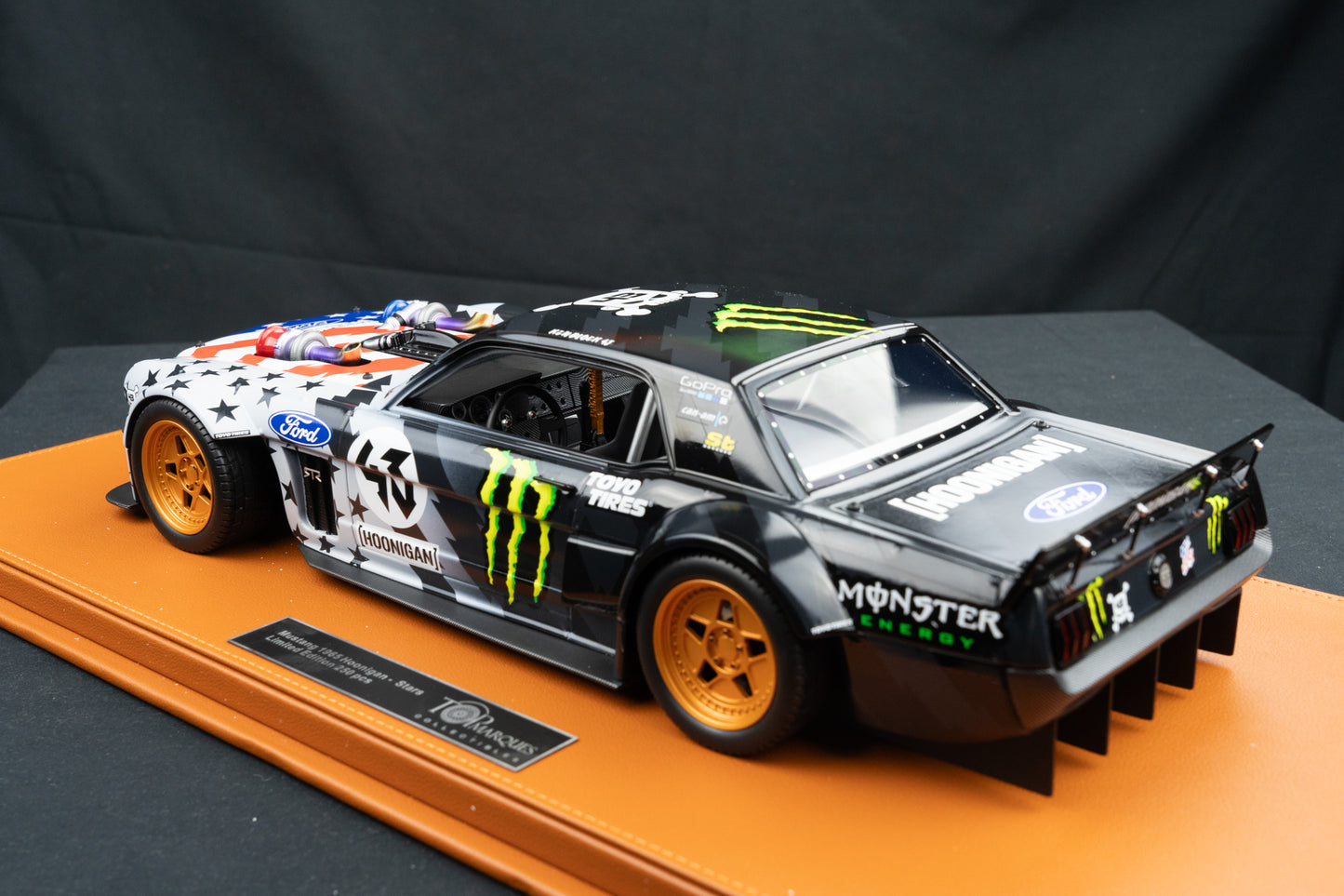Ken Block Ford Mustang Hoonigan #43 "Stars & Stripes" V2 Baujahr 1965 lim. 1/250 pcs. 1:12