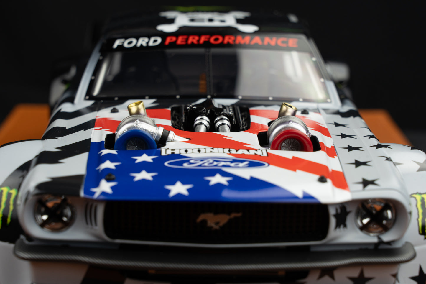 Ken Block Ford Mustang Hoonigan #43 "Stars & Stripes" V2 Baujahr 1965 lim. 1/250 pcs. 1:12