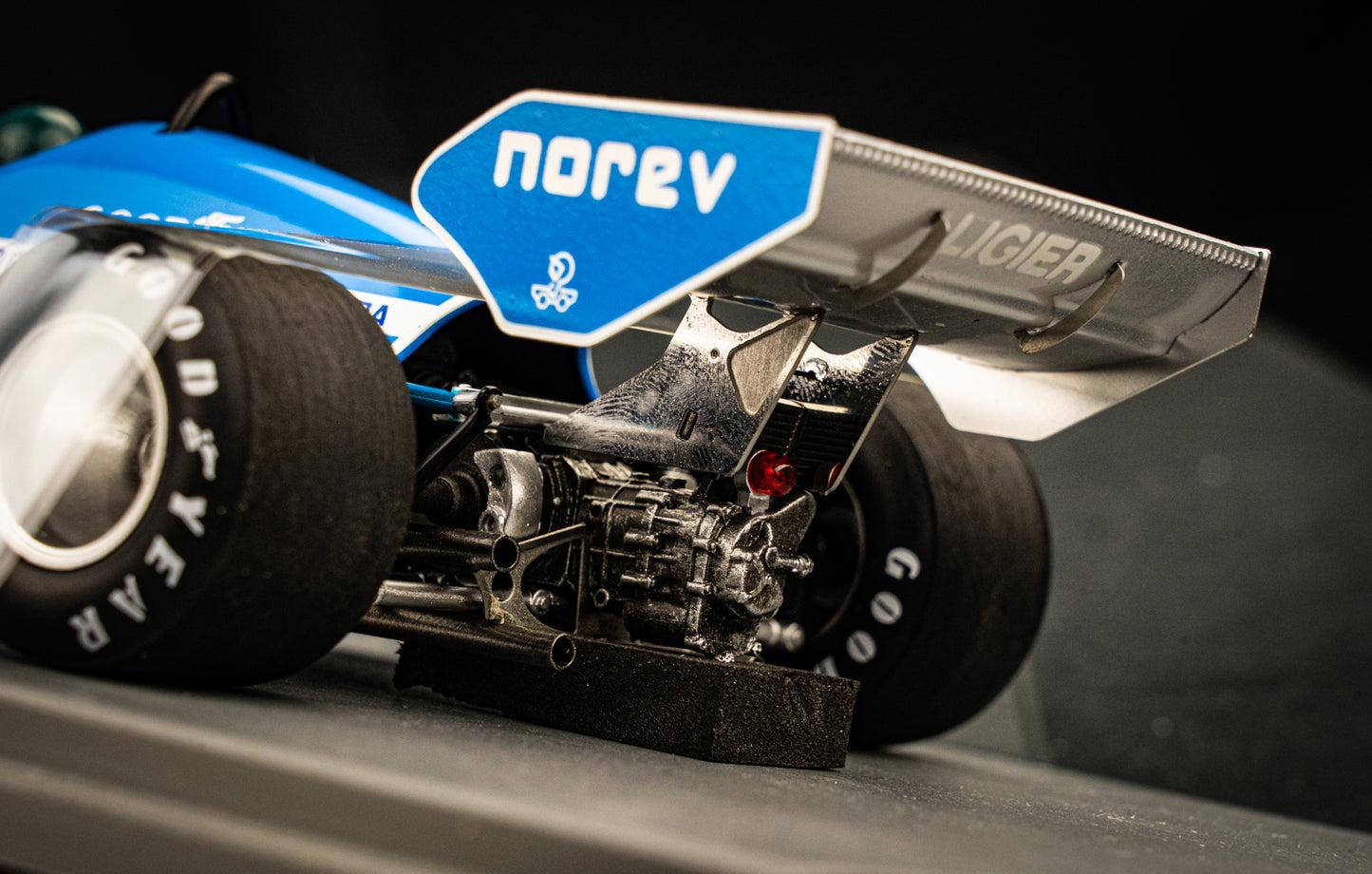 Ligier JS7 #26 Jacques Laffite - Sieger GP Schweden 1977, Spark 1:18
