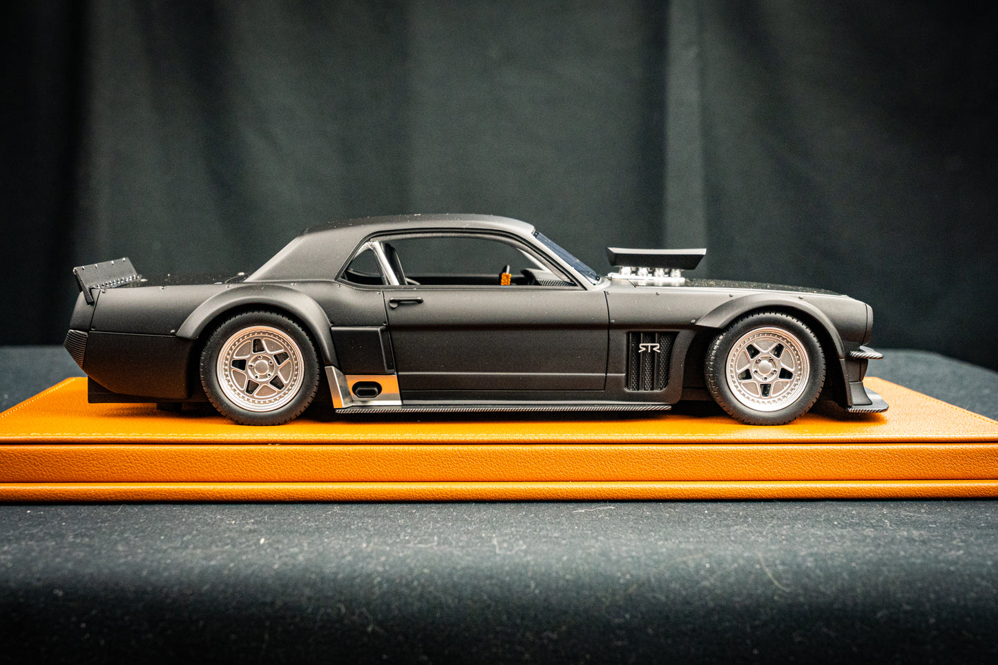 Ken Block Ford Mustang #43 1965 Hoonigan Black Edition lim. 1/500 pcs. TopMarques 1:18