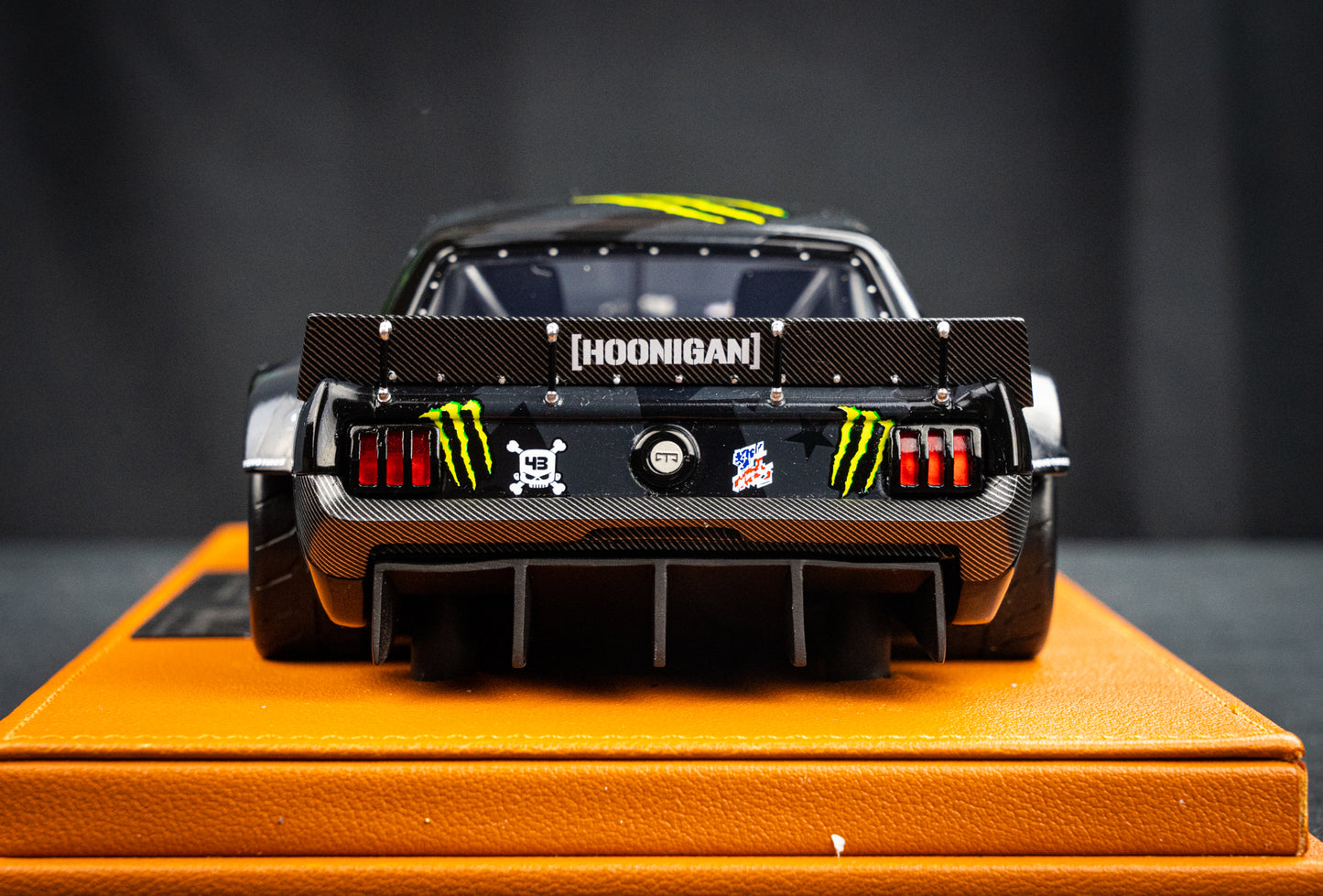 Ken Block #43 Ford Mustang 1965 Hoonigan V2 Stars and Stripes lim. 1/500 pcs. TopMarques 1:18