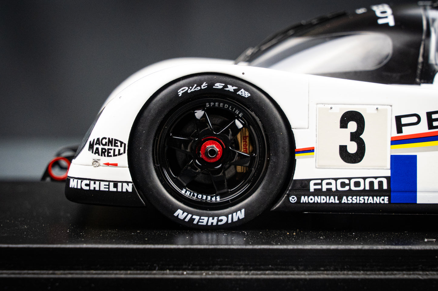 Peugeot 905 #3 Brabham / Bouchut / Helary - Sieger 24h LeMans 1993, Spark 1:18
