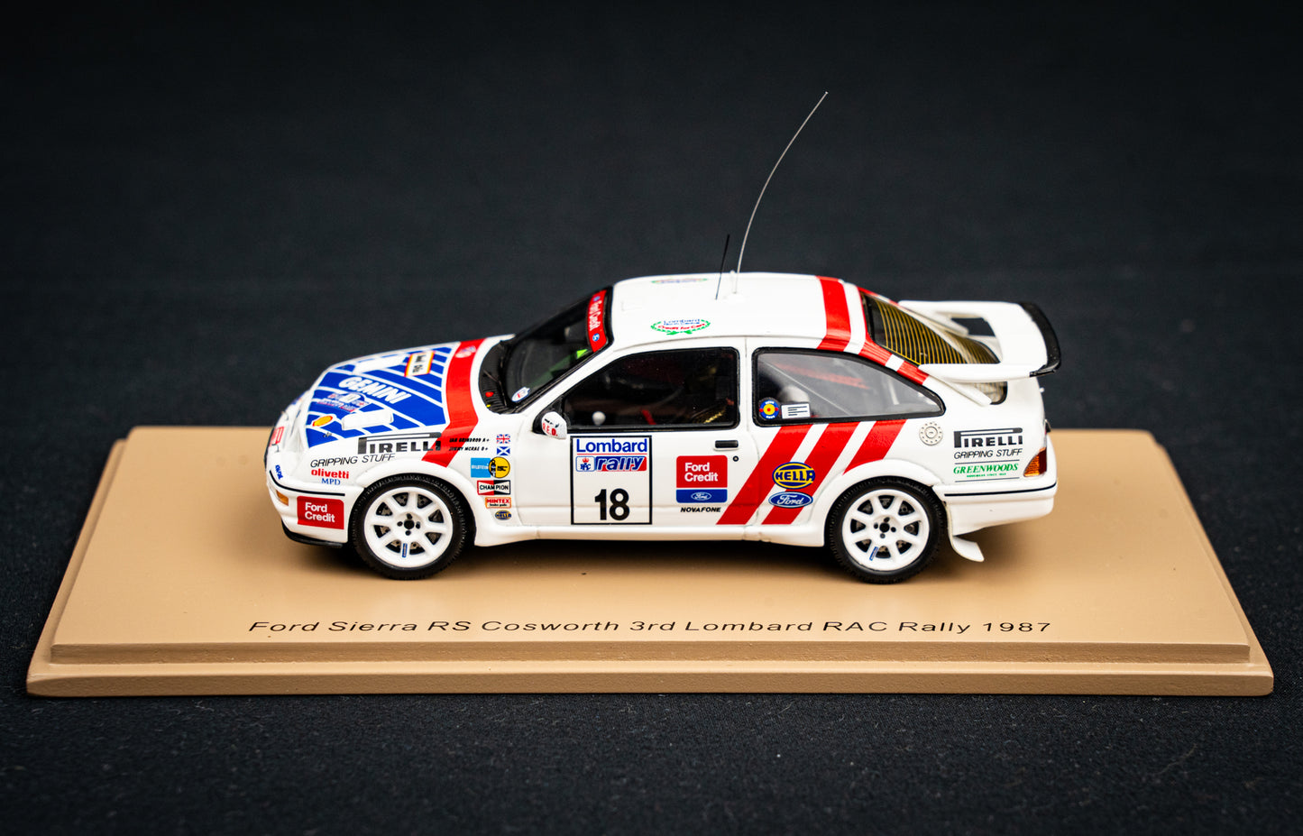 Ford Sierra RS Cosworth #18 J.McRae / I.Grindrod 3rd RAC Rallye 87 1:43 Spark