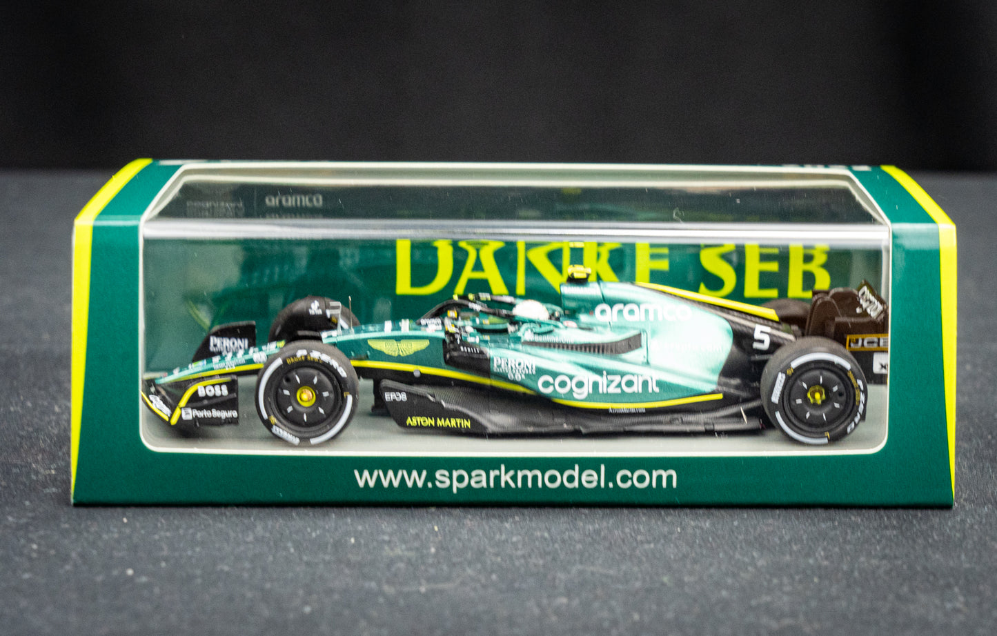 Sebastian Vettel Aston Martin #5 Last Race GP Abu Dhabi 2022 - Spark 1:43