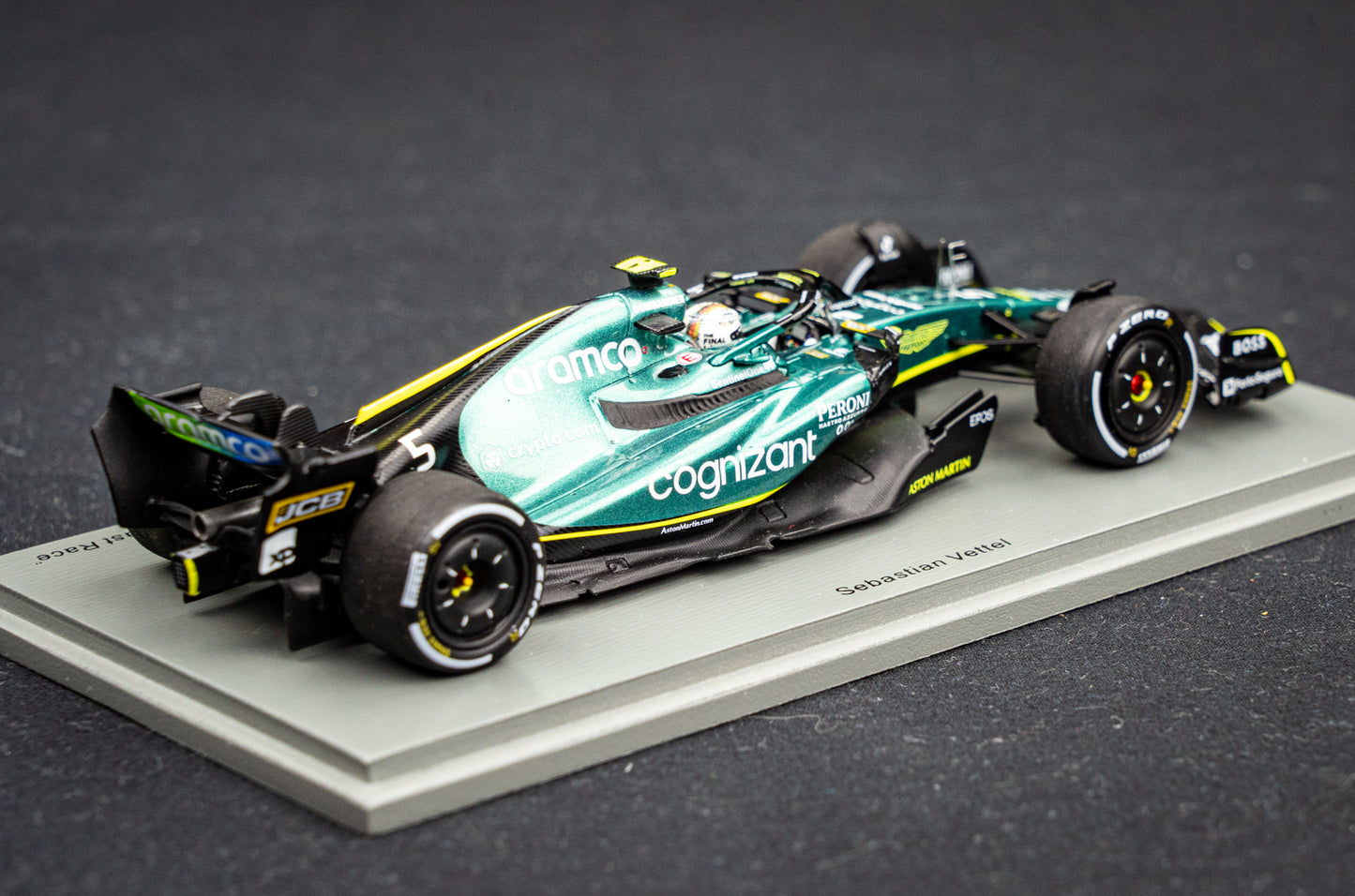 Sebastian Vettel Aston Martin #5 Last Race GP Abu Dhabi 2022 - Spark 1:43