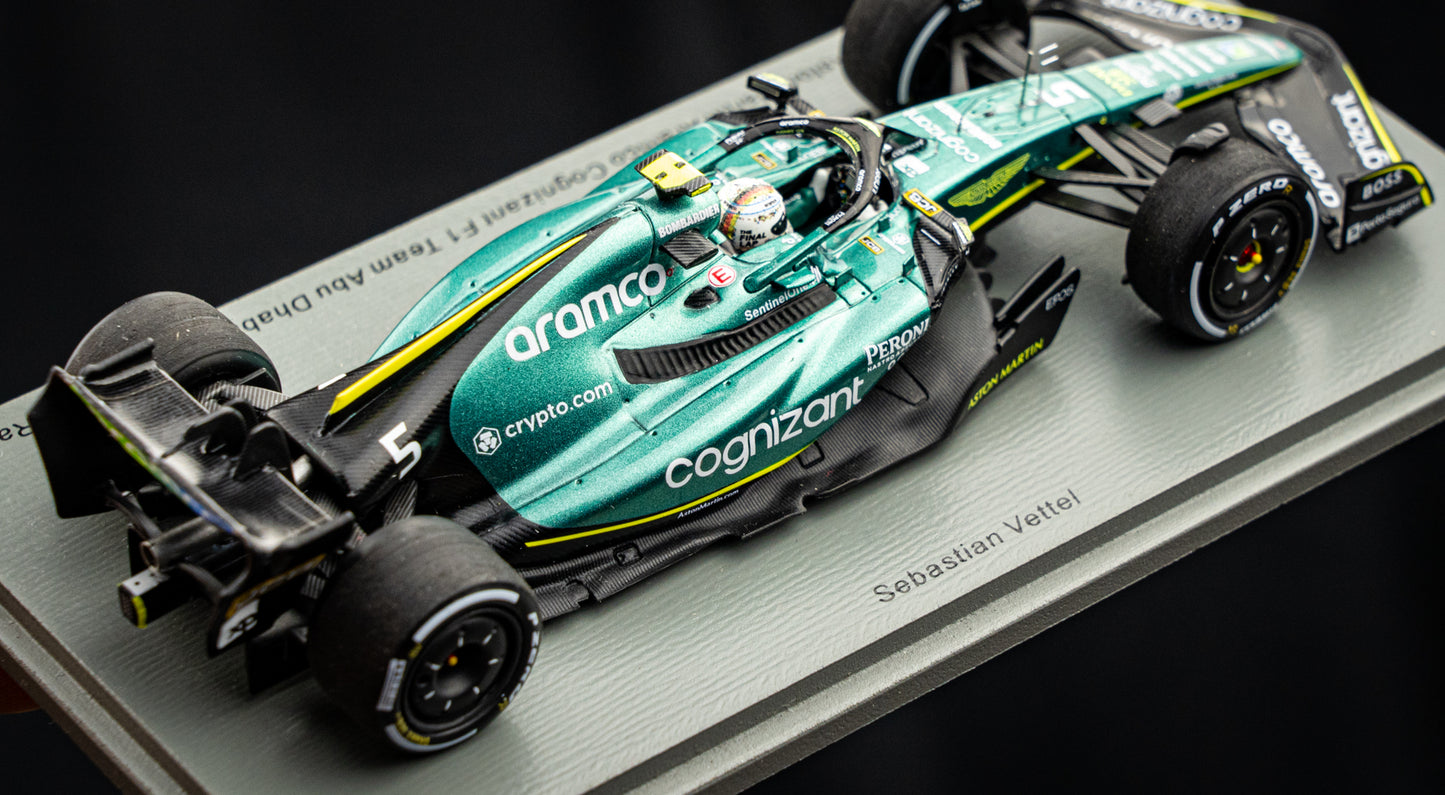 Sebastian Vettel Aston Martin #5 Last Race GP Abu Dhabi 2022 - Spark 1:43