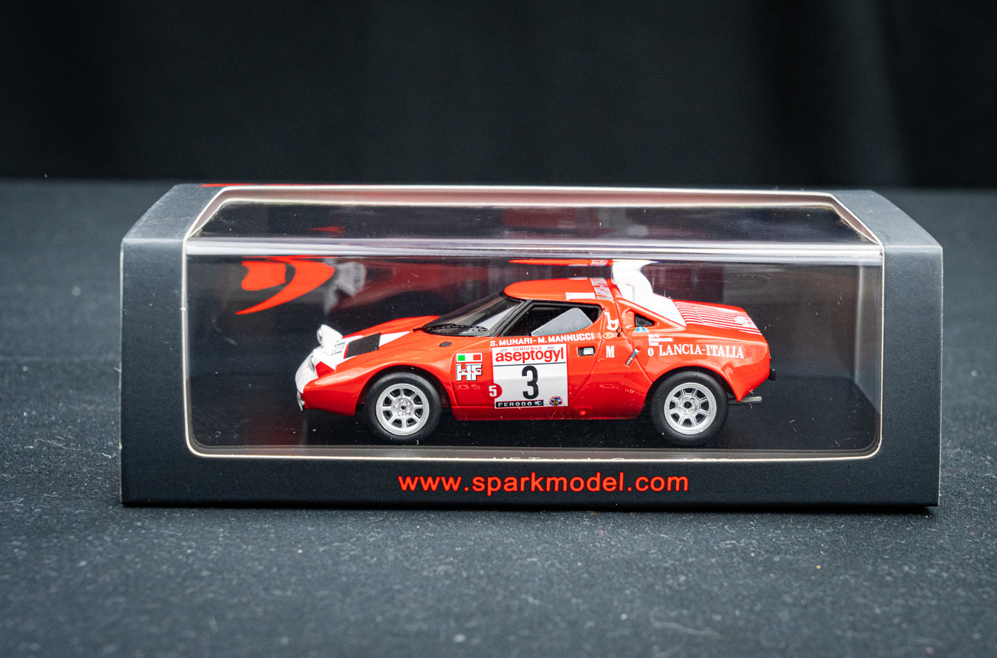 Lancia Stratos HF #3 S. Munari / M. Mannucci - Tour de Corse 1972 - Spark 1:43