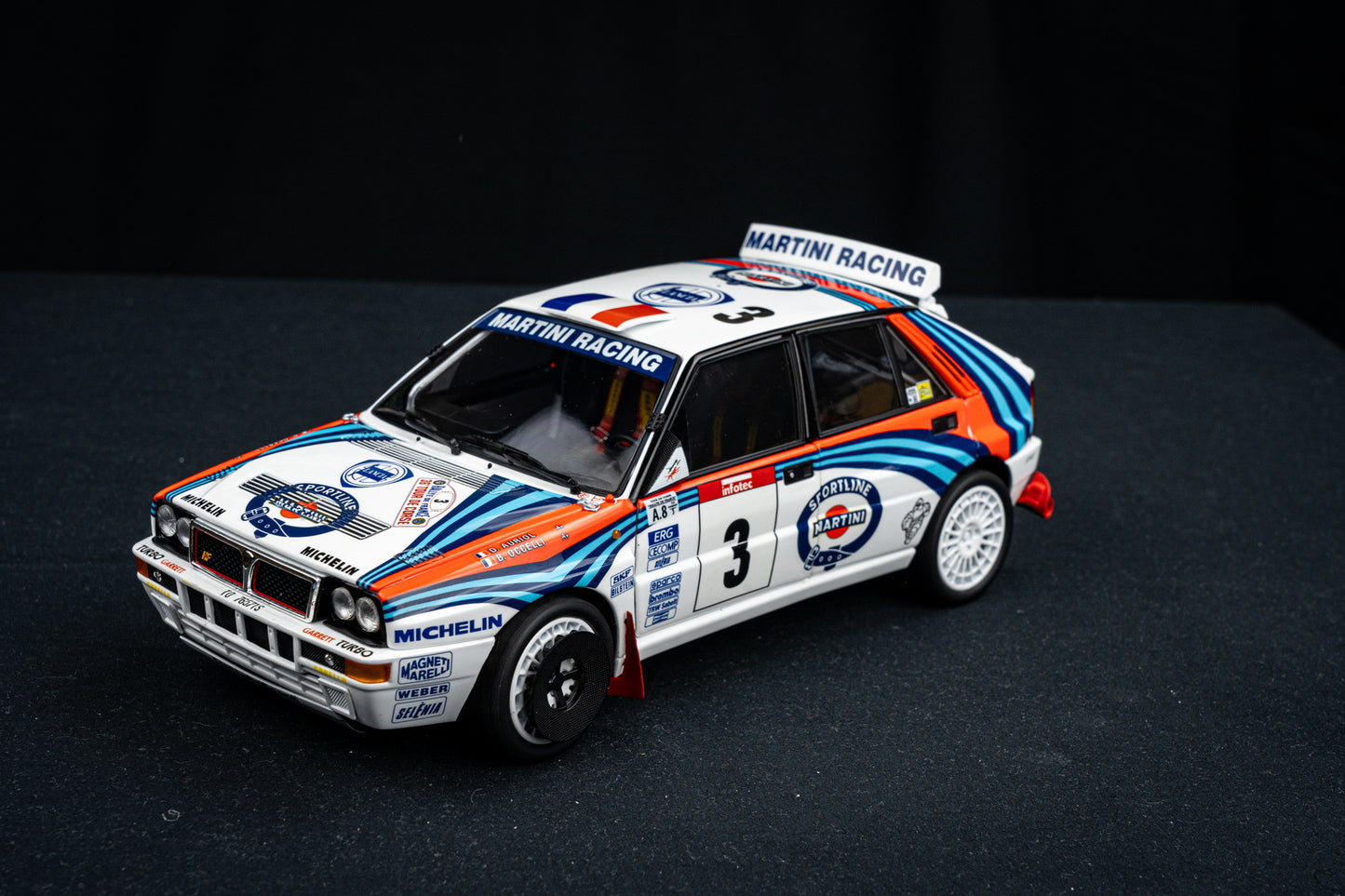 Lancia Delta HF Integrale Evo #3 D. Auriol / B. Occelli Tour de Corse 1992 - Kyosho 1:18