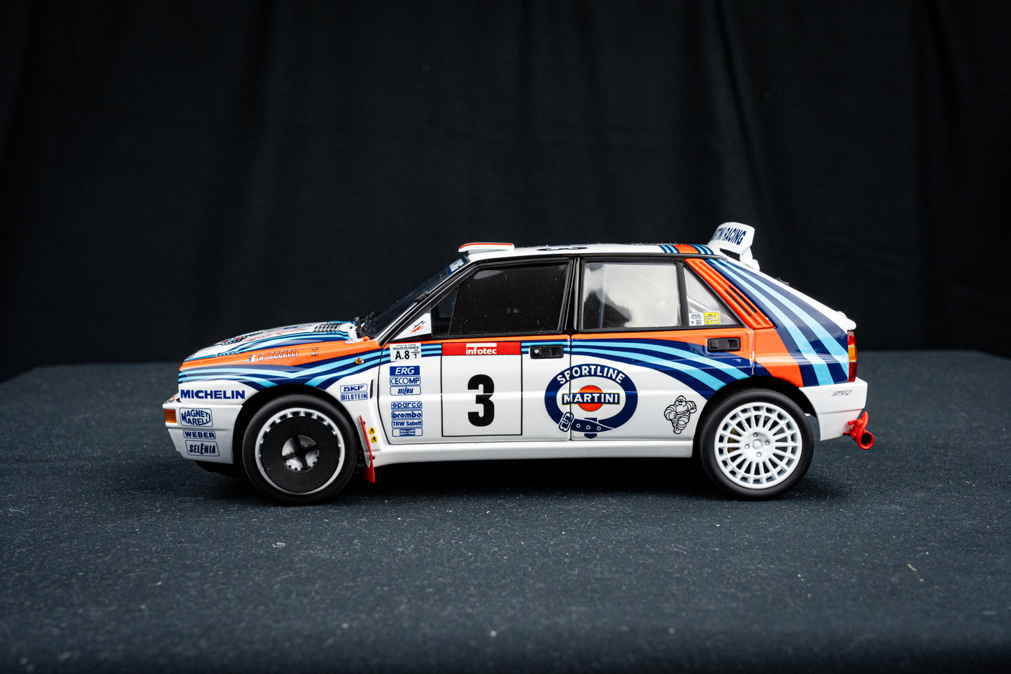 Lancia Delta HF Integrale Evo #3 D. Auriol / B. Occelli Tour de Corse 1992 - Kyosho 1:18