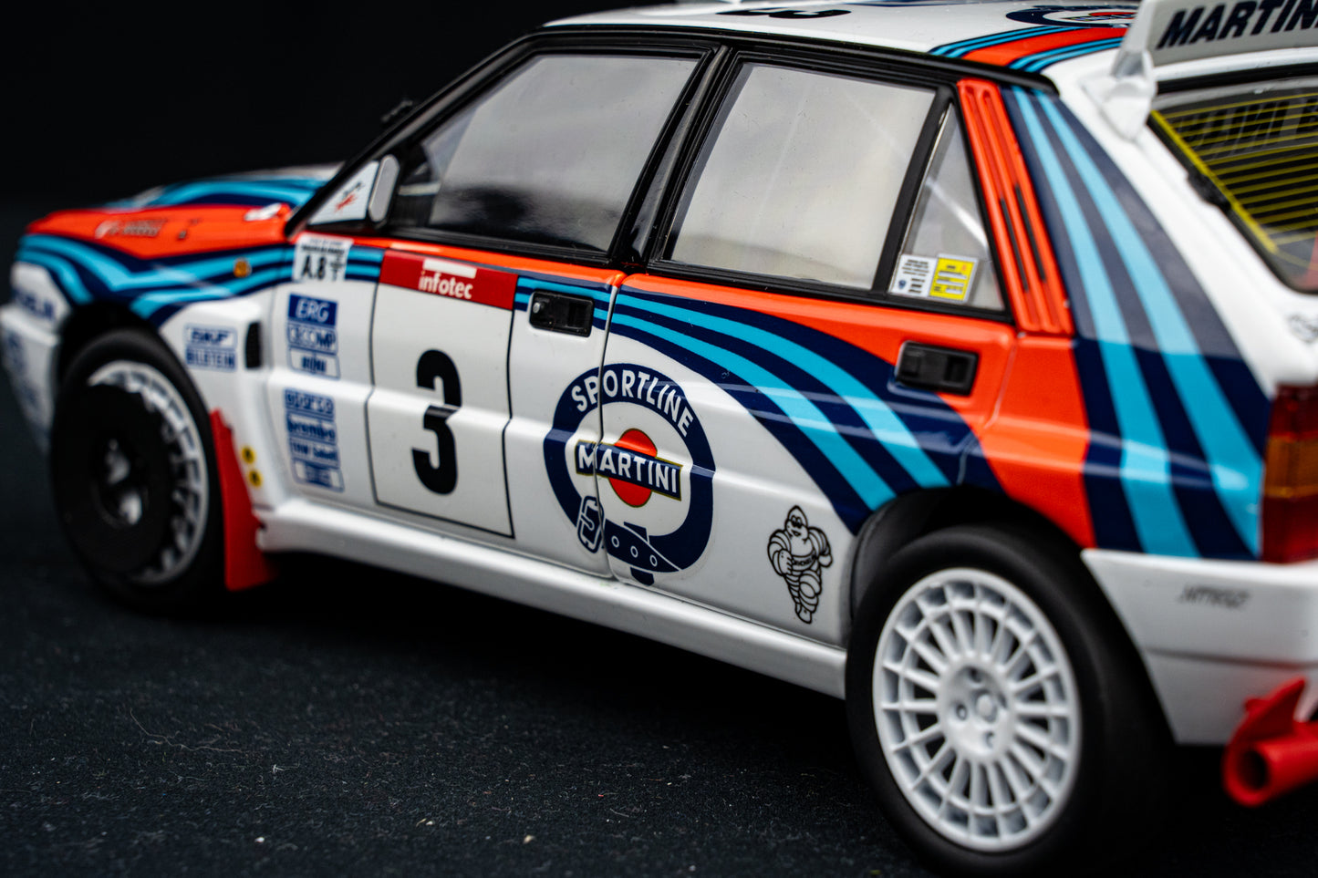 Lancia Delta HF Integrale Evo #3 D. Auriol / B. Occelli Tour de Corse 1992 - Kyosho 1:18