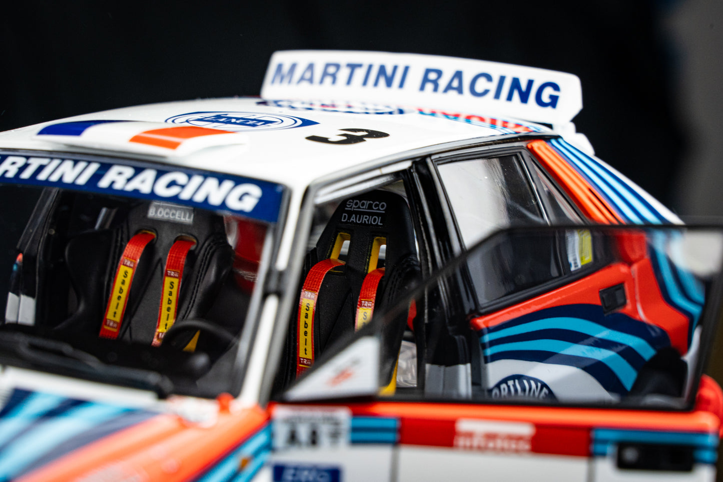 Lancia Delta HF Integrale Evo #3 D. Auriol / B. Occelli Tour de Corse 1992 - Kyosho 1:18