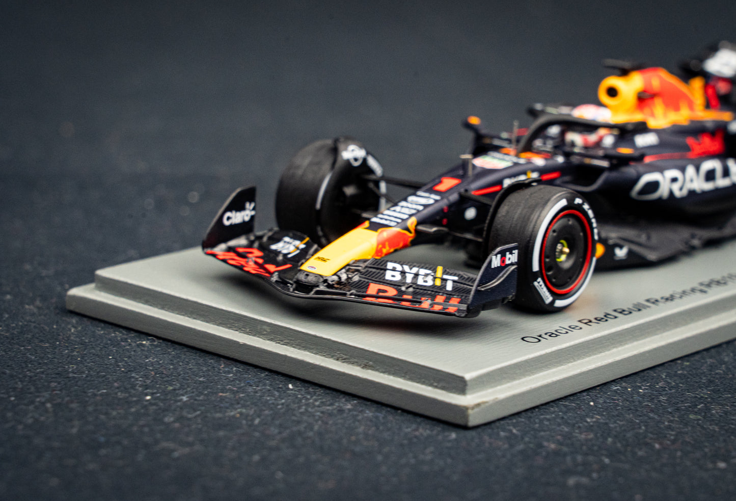 Max Verstappen Red Bull Racing RB19 #1 Winner GP Bahrain 2023 - Spark 1:43
