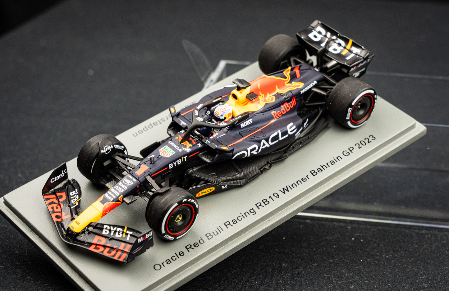 Max Verstappen Red Bull Racing RB19 #1 Winner GP Bahrain 2023 - Spark 1:43