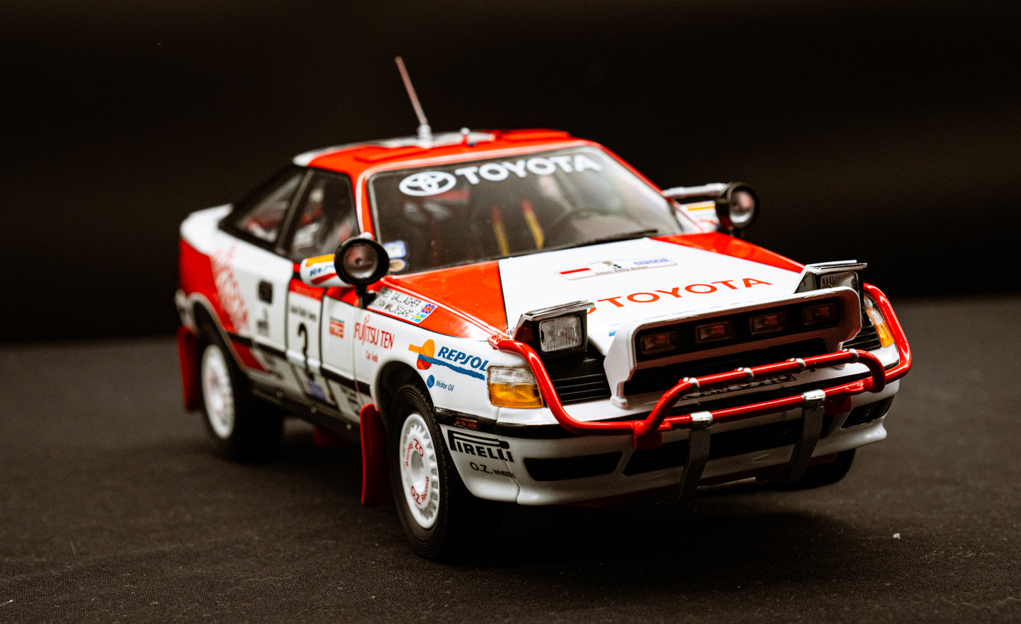 Toyota Celica GT4 Gr. A #3 B. Waldegaard / F. Gallagher - Safari Rallye 1990 - Kyosho 1:18