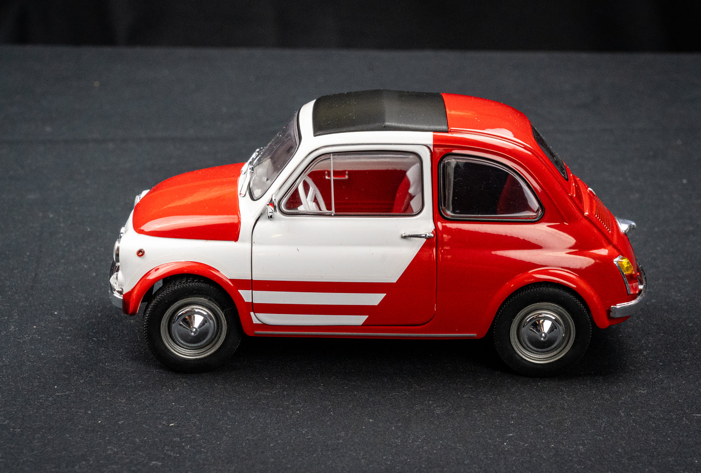 Fiat 500 L "Robe di Kappa" Soilodo 1:18