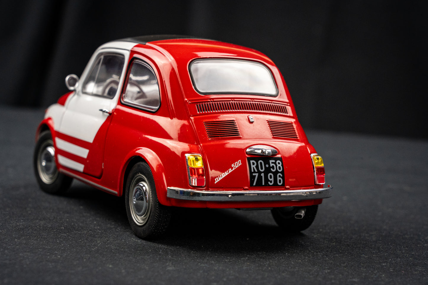 Fiat 500 L "Robe di Kappa" Soilodo 1:18