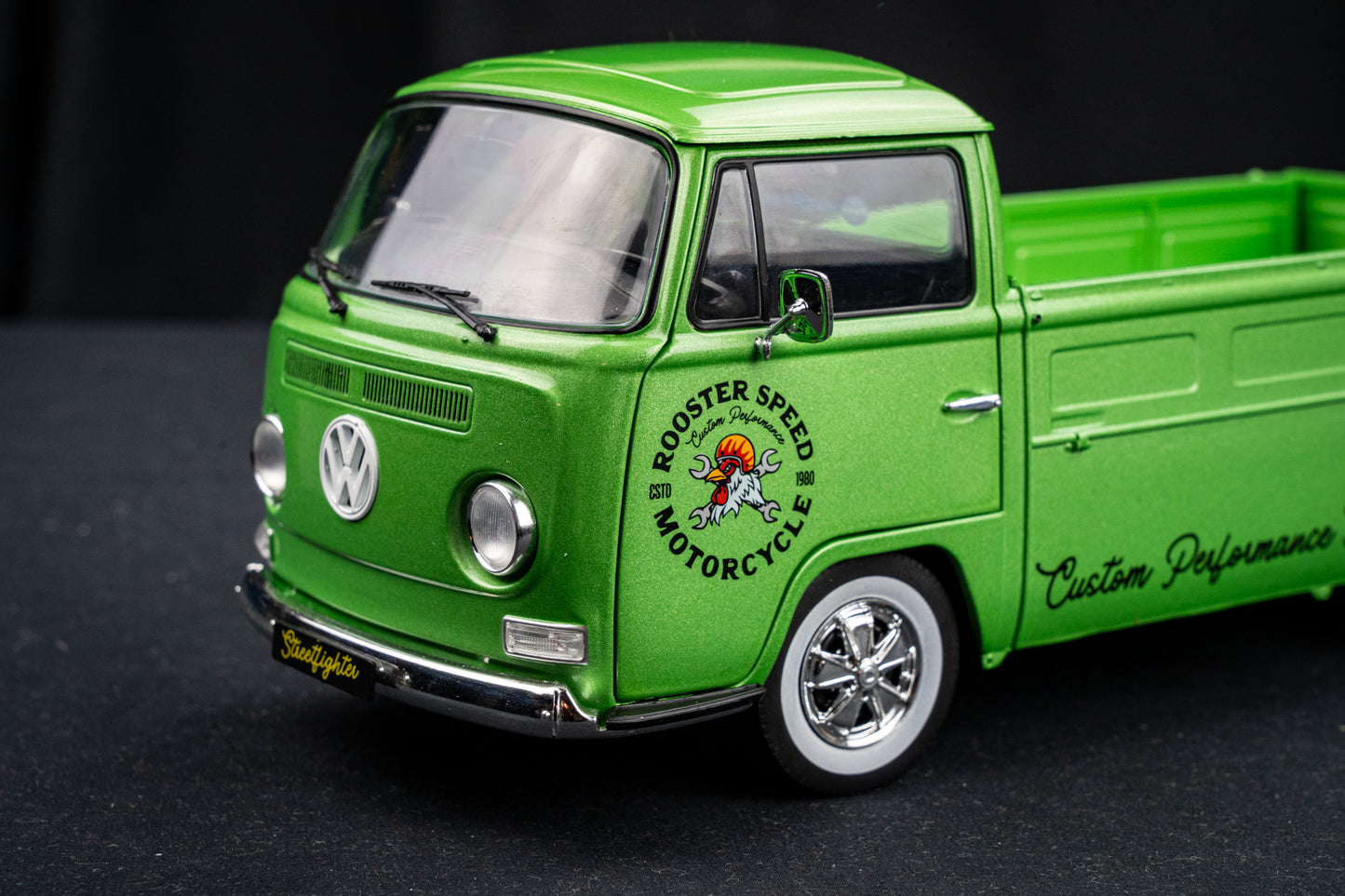 VW T2 PickUp Costum Performance Shop 1968 in grün - Solido 1:18