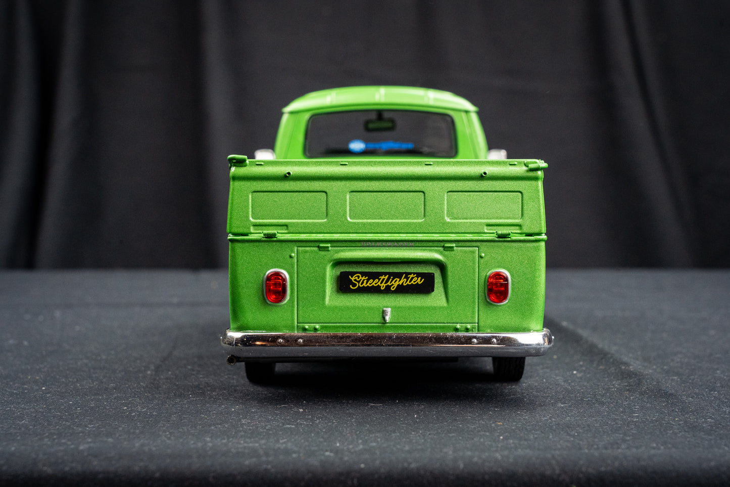 VW T2 PickUp Costum Performance Shop 1968 in grün - Solido 1:18