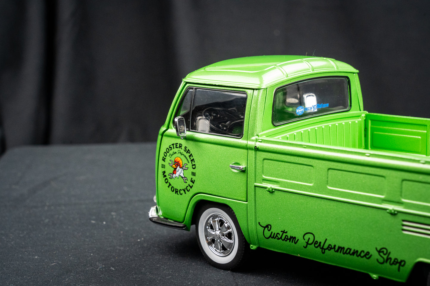 VW T2 PickUp Costum Performance Shop 1968 in grün - Solido 1:18