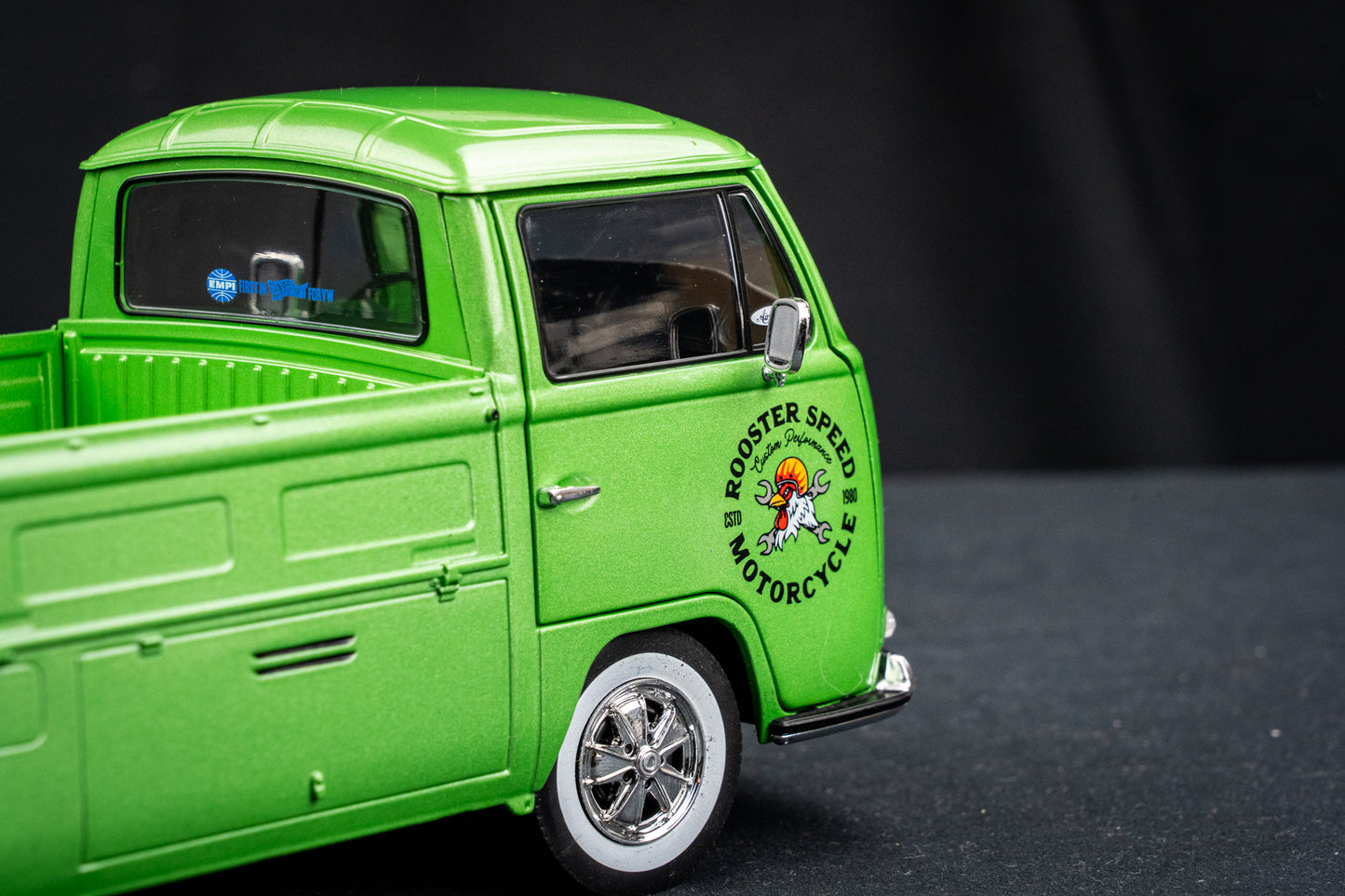 VW T2 PickUp Costum Performance Shop 1968 in grün - Solido 1:18