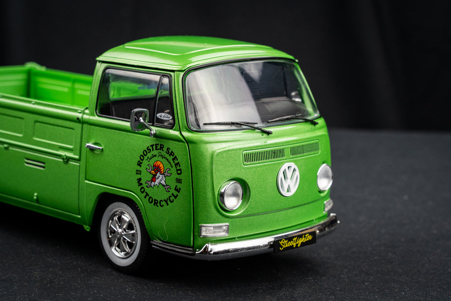 VW T2 PickUp Costum Performance Shop 1968 in grün - Solido 1:18
