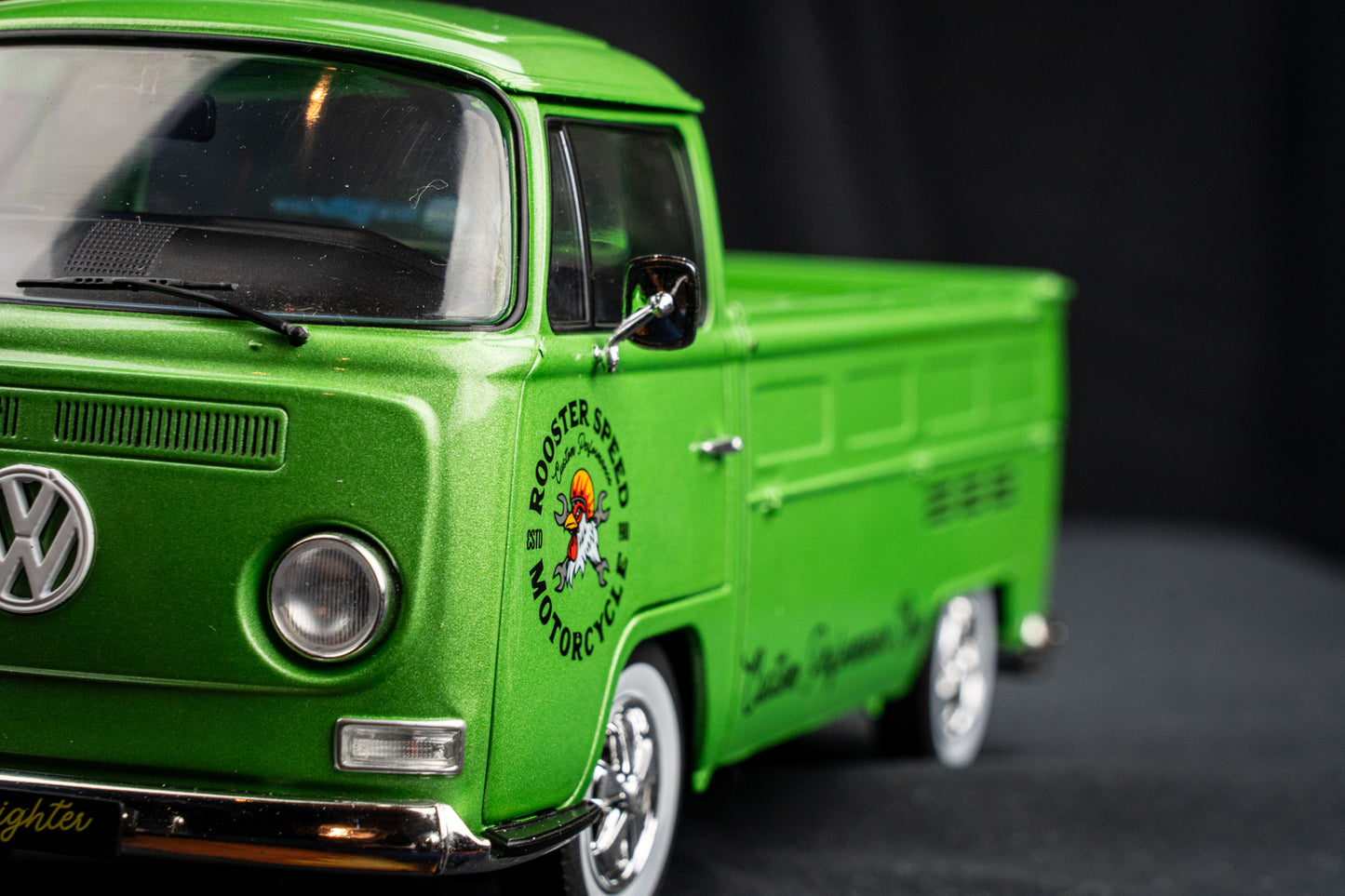 VW T2 PickUp Costum Performance Shop 1968 in grün - Solido 1:18