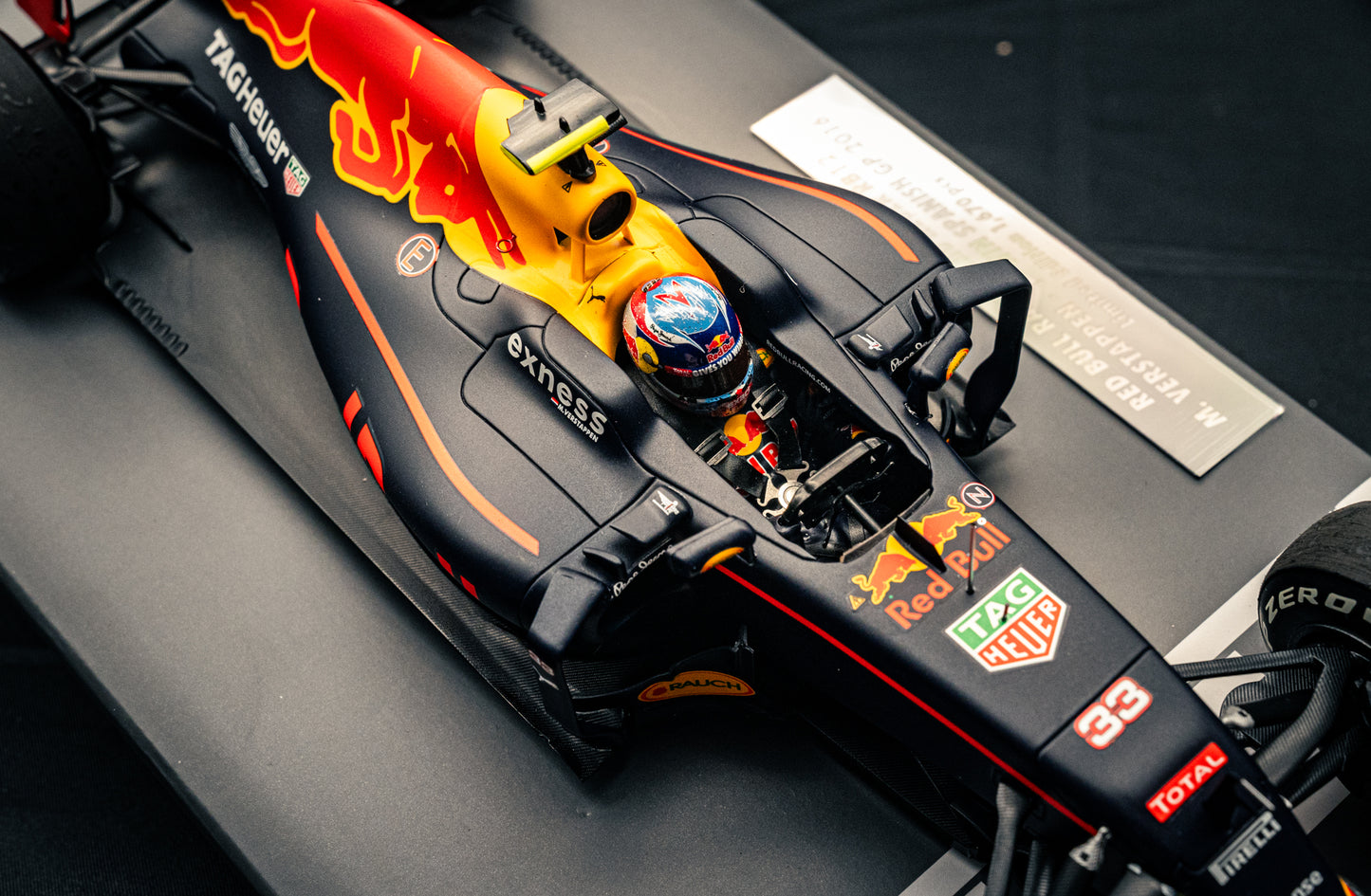 Max Verstappen #33 Red Bull RB12 - 1st. WIN GP Spanien Barcelona 2016 - lim. 1670 pcs.