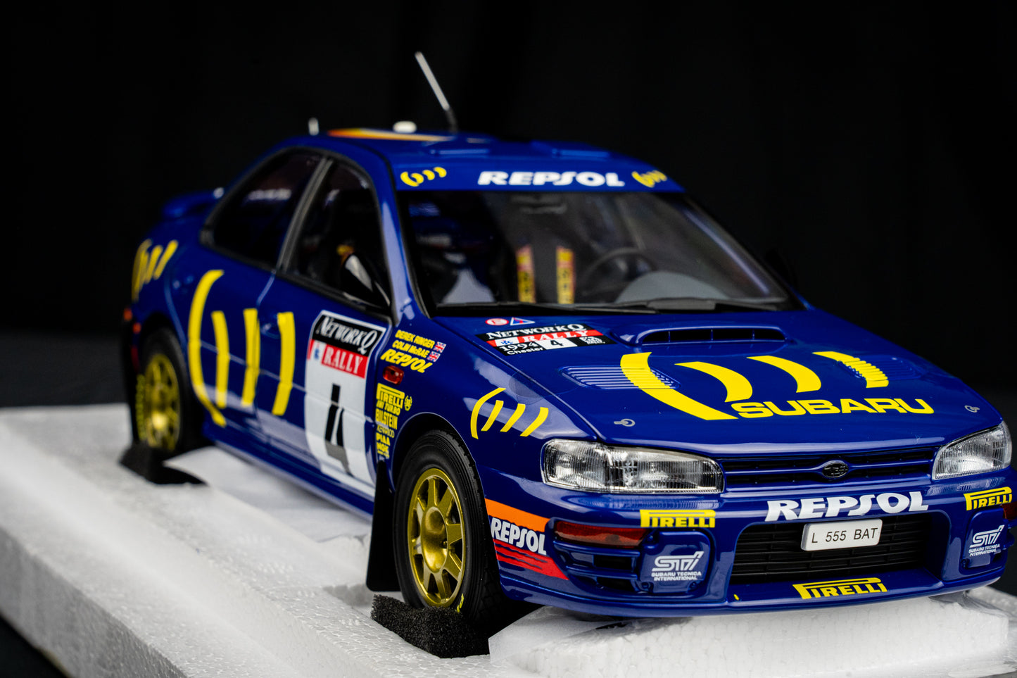 Subaru Impreza Gr. A  #4 C. McRae / D. Ringer L-555 BAT - RAC Rallye 1996 - Kyosho 1:18