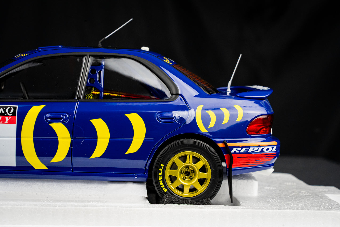 Subaru Impreza Gr. A  #4 C. McRae / D. Ringer L-555 BAT - RAC Rallye 1996 - Kyosho 1:18