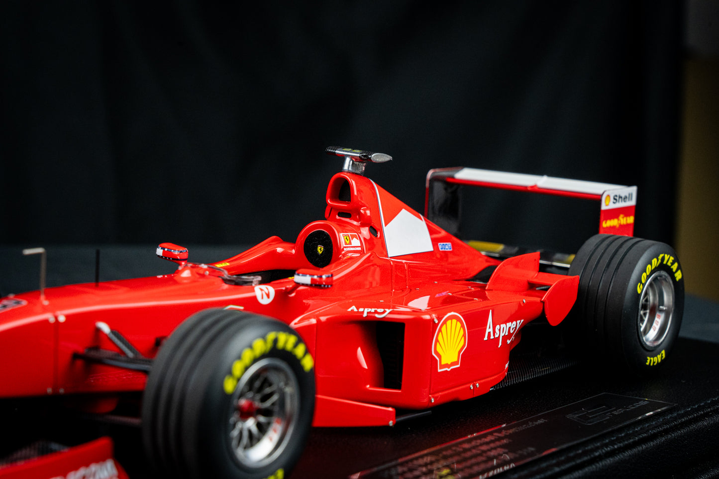 Michael Schumacher Ferrari F300 #3 lim. 500 pcs. - Pole & Winner GP Monza 98 - GP Replicas 1:18