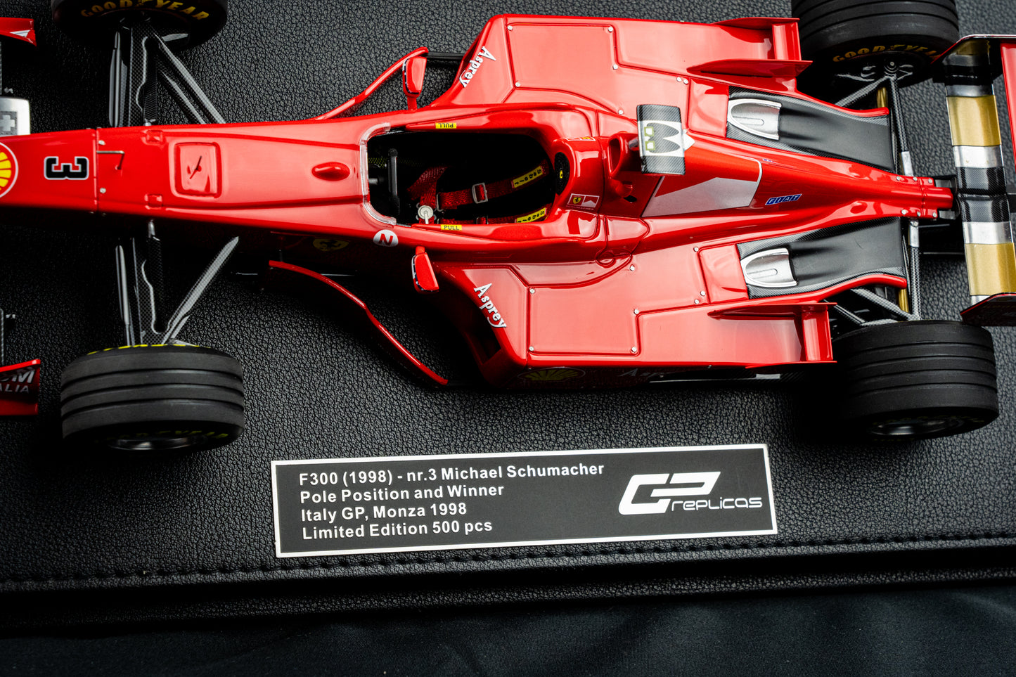Michael Schumacher Ferrari F300 #3 lim. 500 pcs. - Pole & Winner GP Monza 98 - GP Replicas 1:18