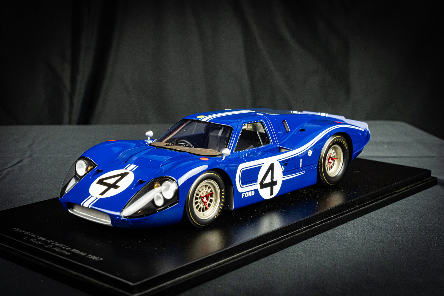 Ford GT40 Mk IV #4 L. Ruby / D. Hulme 24h LeMans 1967 1:18 Spark