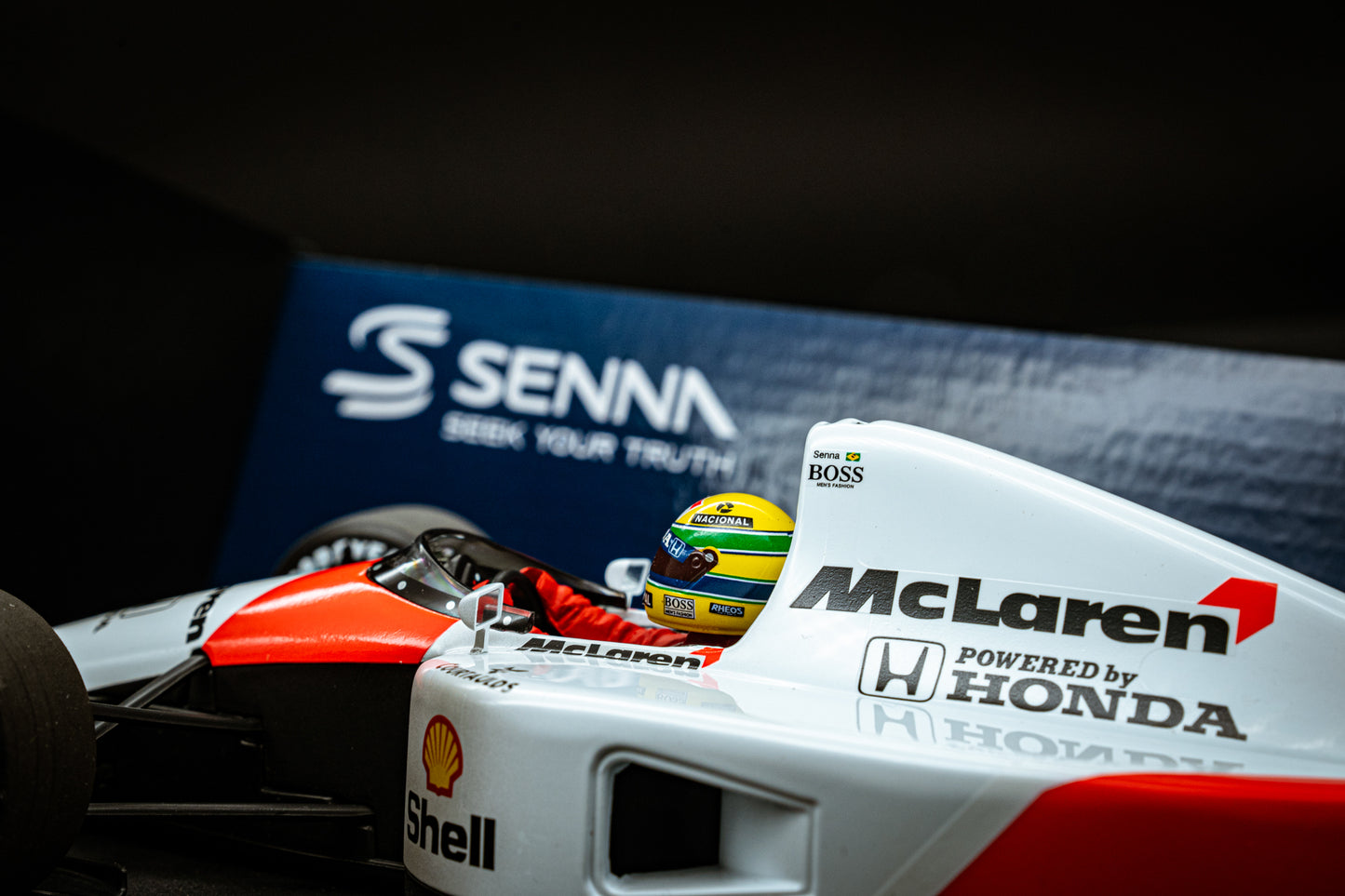 Ayrton Senna #1 McLaren MP4/6 - Sieger Formel 1 WM 1991 - lim. 994 pcs. - Minichamps 1:18