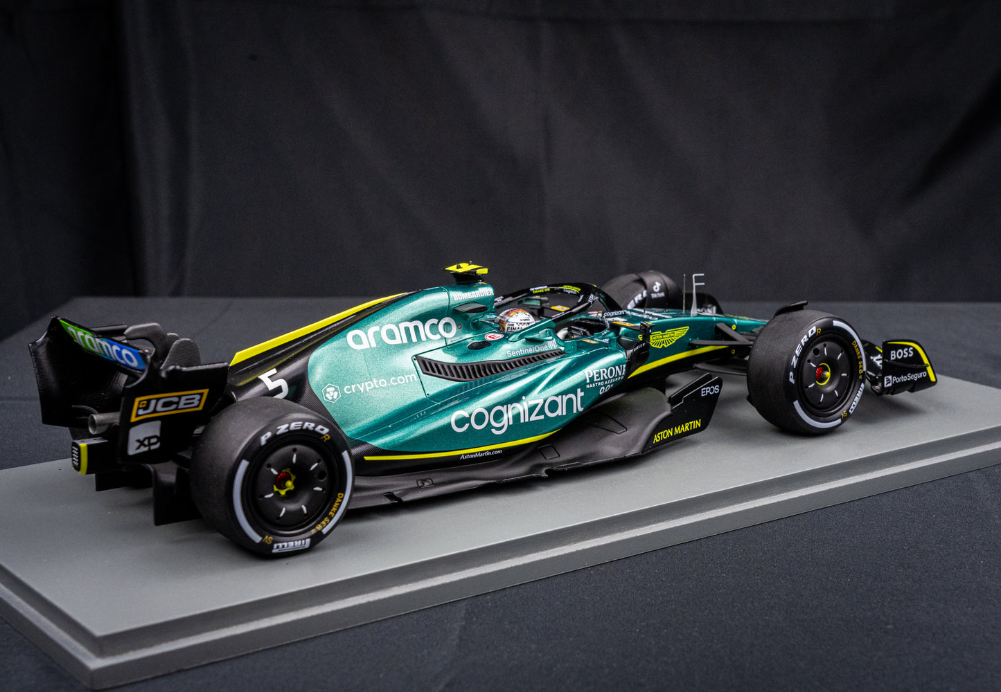 Aston Martin AMR22 #5 Sebastian Vettel "Last Race" - GP Abu Dhabi 2022 - Spark 1:18