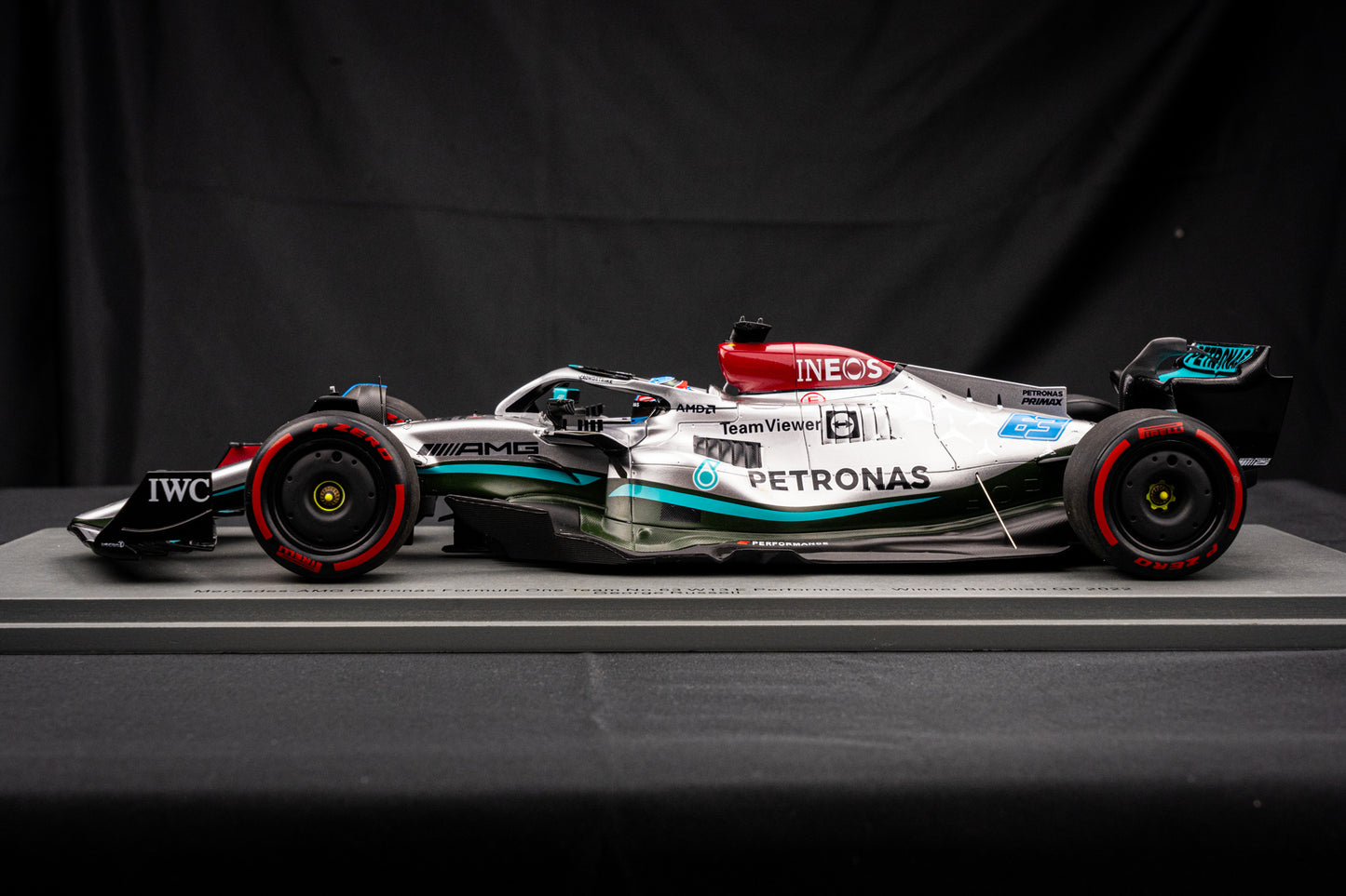 Georg Russell #63 Mercedes AMG W13E perf. - Winner GP Brasilien 2022 - Spark 1:18