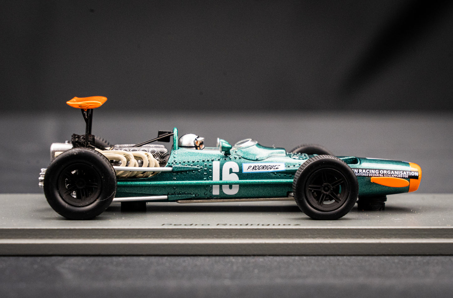 BRM P133 #16 Pedro Rodriguez - 3rd Canadian GP 1968 - Spark 1:43